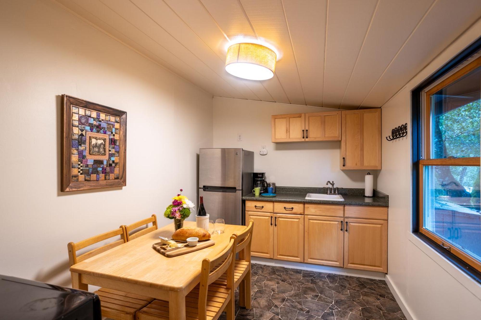 Anderson Valley Inn Philo 외부 사진